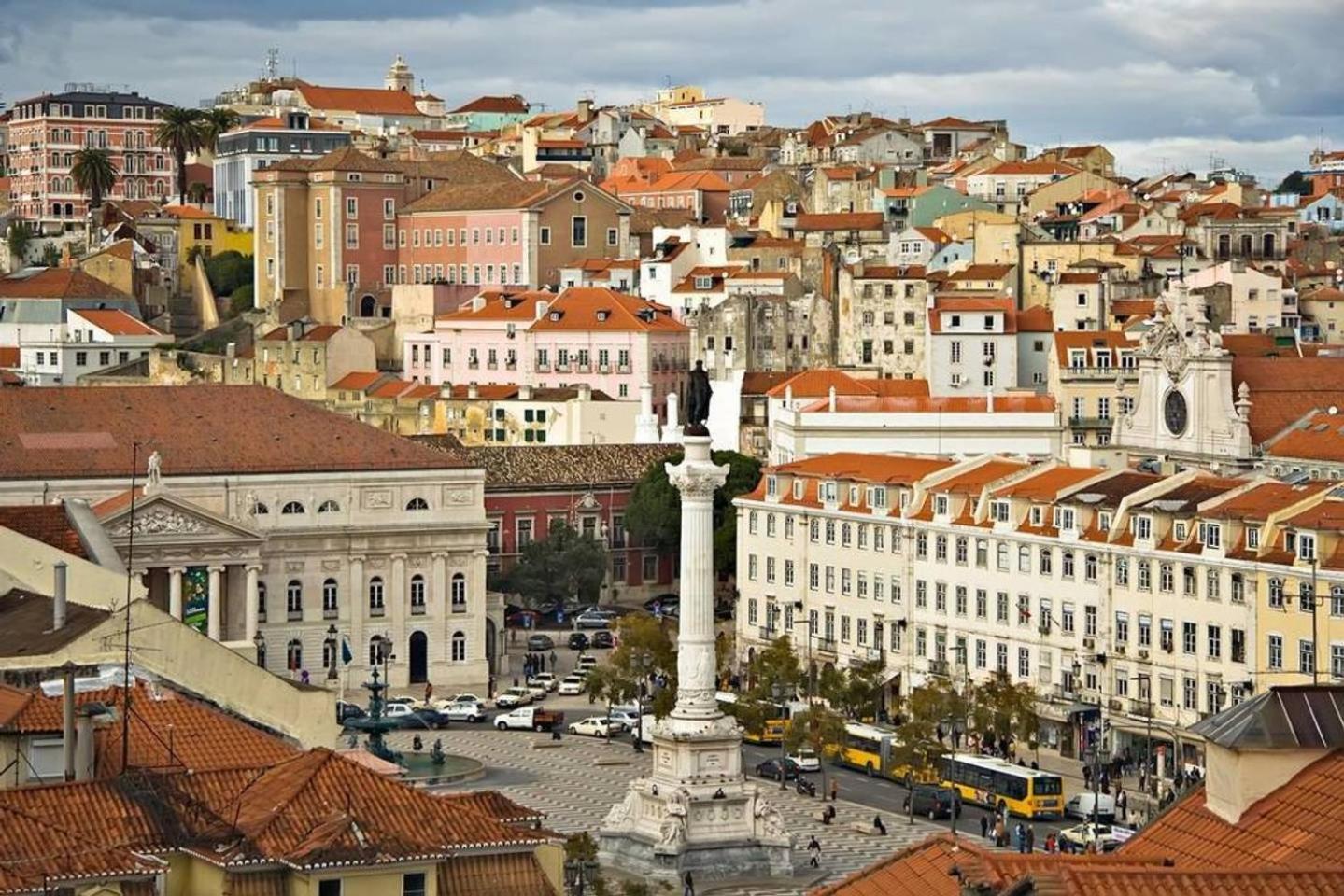 Portuguese Design 1 Bedroom In The Heart Of * Lisboa
